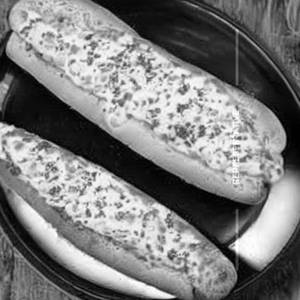 Cheese chilly garlic bread