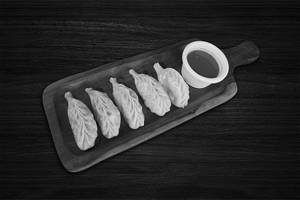 Derjeeling Chicken Momos [5 Pieces]