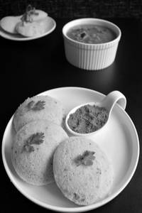 Idiyappam (3pcs)