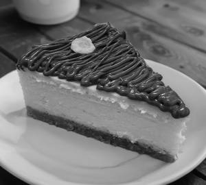 Nutella Cheesecake Slice