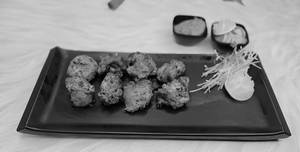 Chicken Achari  Tikka ( 8 Pieces )