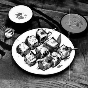 Paneer Makhmali Tikka