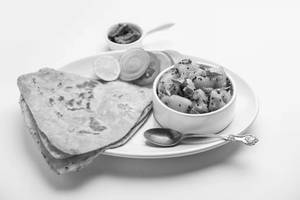 Sabji Paratha combo
