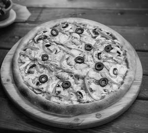 Veggie Paradise Cheese Pizza [8 Inches]
