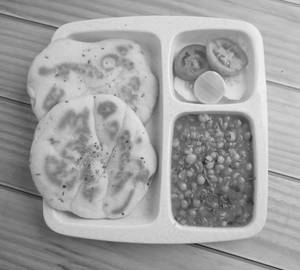 Matar Kulcha