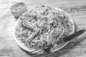 Egg hakka noddles