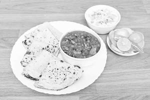 Mutter paneer + 4 butter roti