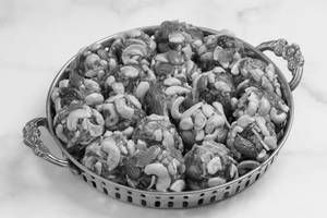 Dry Fruit Laddu