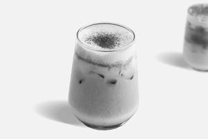 Vanilla Matcha Latte (Iced)