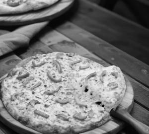 Capsicum cheese pizza [9 inches]