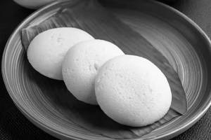 Idli 1 Pc