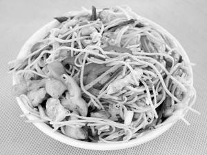 Chicken Singapore Noodles