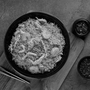 Chilli Garlic Rice [Serves 1- 2]