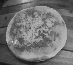 Cheese pizza