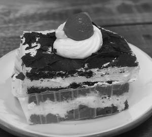 Black forest pastry eggless