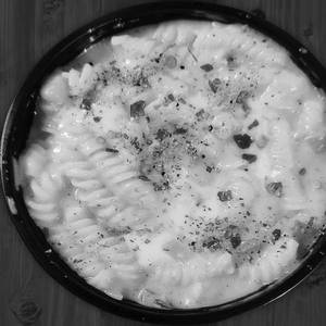 Cheesy White Sauce Pasta