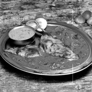 Karimeen chatti curry