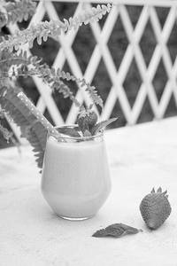 Strawberry Silk Shake