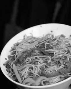 Veg Hakka Noodles