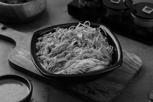 Veg Chilli Garlic Noodles