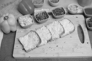Cheese Garlic Bread (2 Pcs)