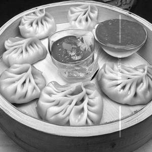 Steamed veg momos