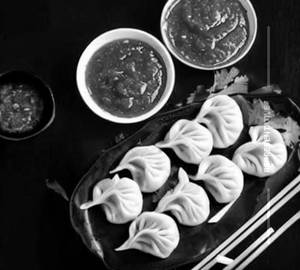 Atta Momos