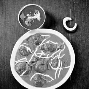 Dum Aloo Banarasi