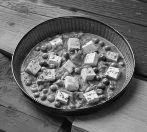 Mattar Paneer
