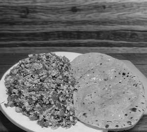2 Roti  With Egg Bhurji