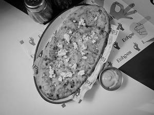 Classic Woodfired Butter Garlic Bread