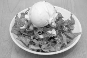 Honey Tossed Noodles With Ice Cream