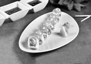 Midnight Salmon And Crab Roll With Flying Fish Roe Sushi Roll