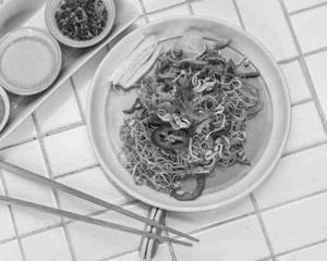 Midnight Non Veg Hakka Noodles