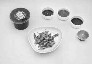 Steamed Edamame Pods With Spicy Togarashi
