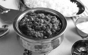 Tawa Chaap Keema Matar Masala With Rice Or Breads (combo)