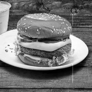 Cc grilled paneer burger
