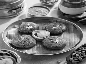 Rajma Aur Kalari Cheese Galouti