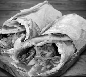 Double egg chicken kaathi roll