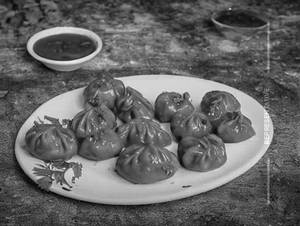 Paneer Momos Gravy