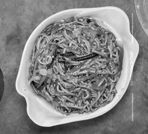 Chili garlic noodles