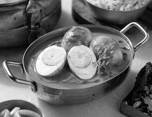 Gharwali Egg Curry