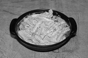 Veg White Sauce Pasta