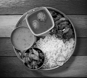 Egg Thali