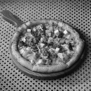 Farm Harvest Pizza [Medium]