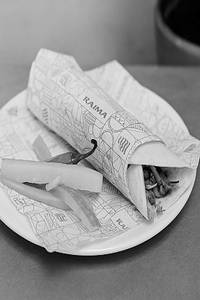 Kuboos Shawarma Roll