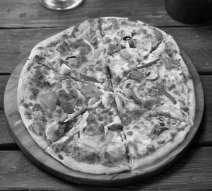 Mushroom pizza