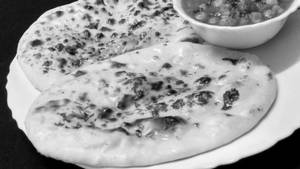 Cheese Naan[Jain]