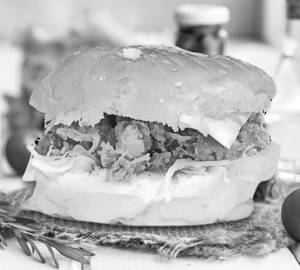 Chicken Burger+Rose Milk