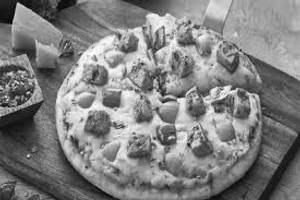 Paneer onion pizza [6 inches]